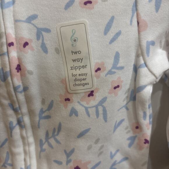 Lullaby Lane Sleeper 0-3 Months With Headbands And Matching Booties - Picture 3 of 7